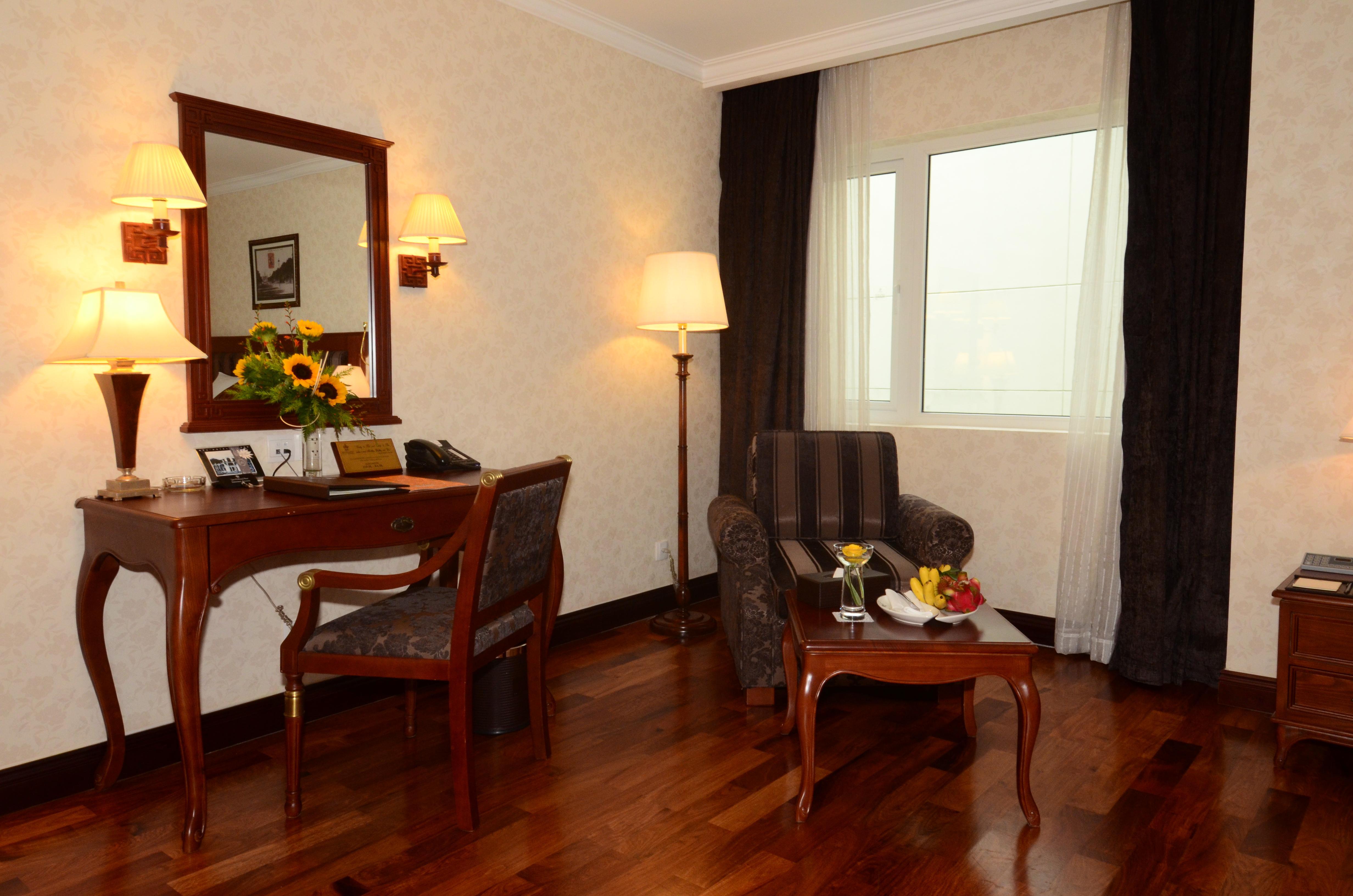 Rex Khách sạn 5*
