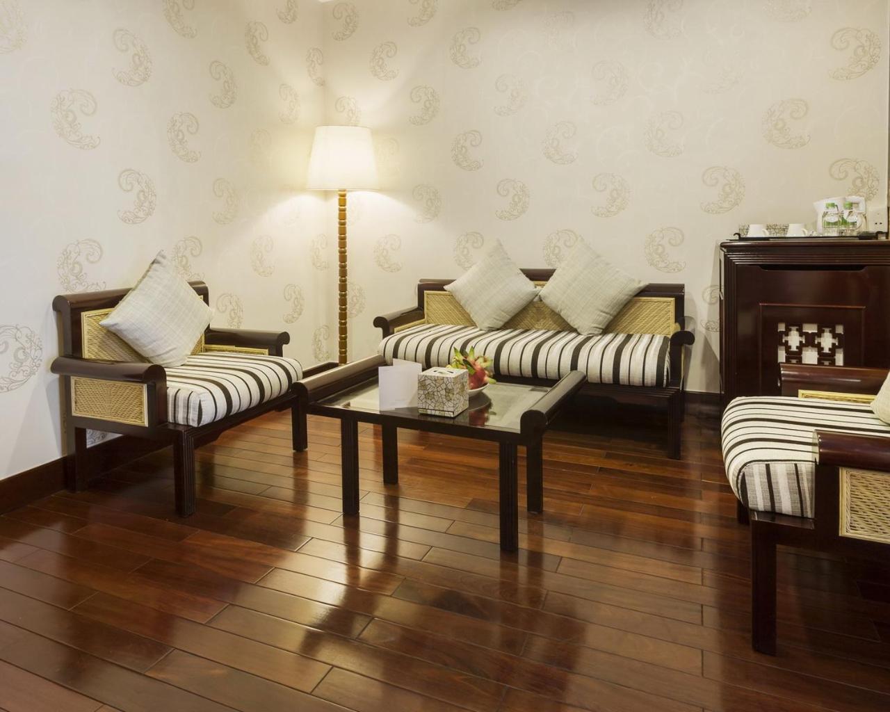 Rex Khách sạn 5*